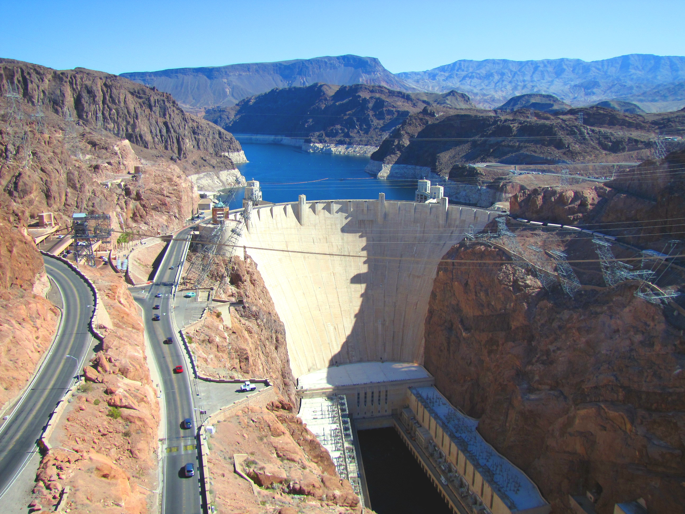 Hoover Dam bypass bridge and Lake Mead reservoir viewpoint