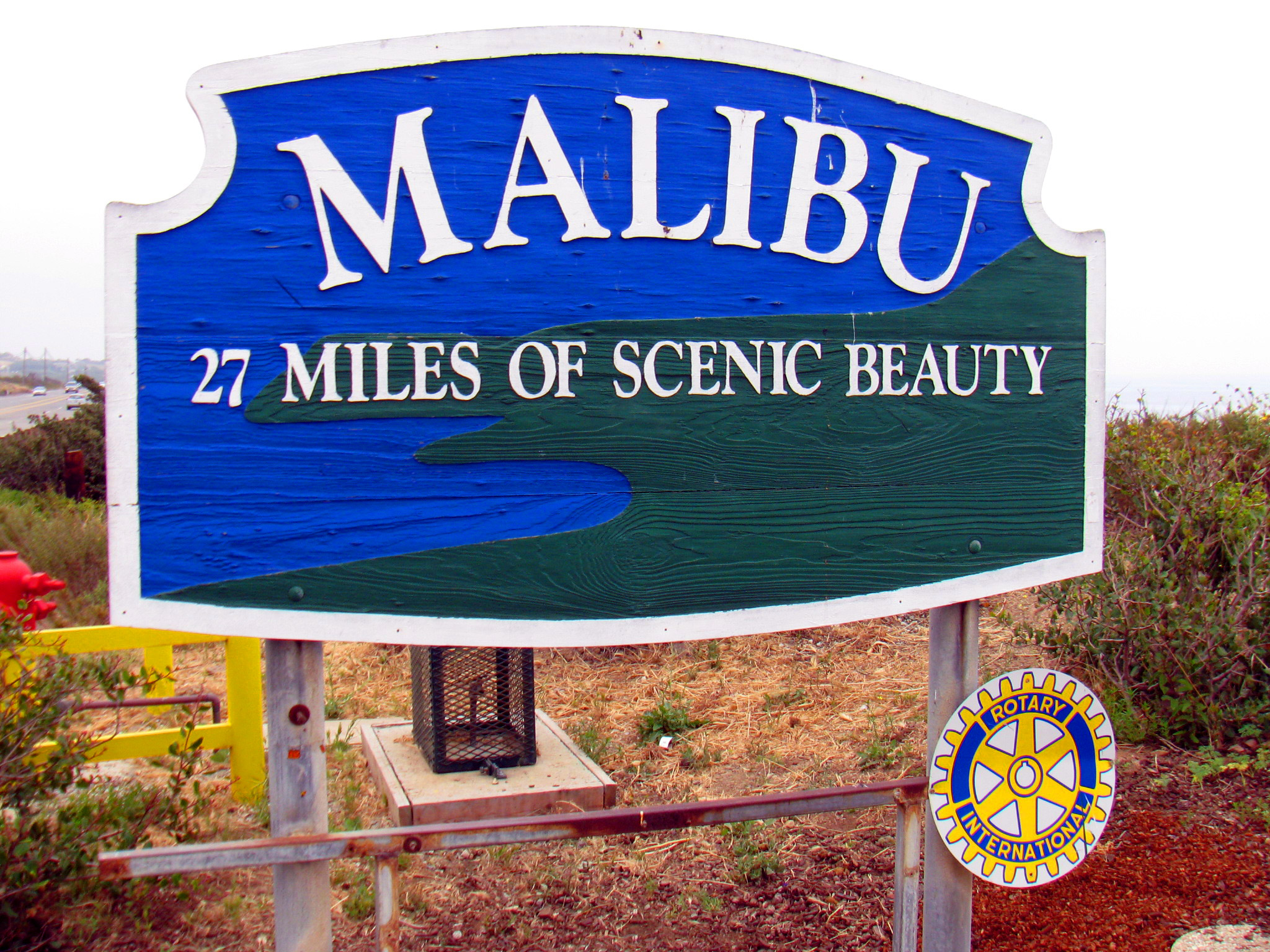 Malibu 27 miles of scenic beauty highway sign