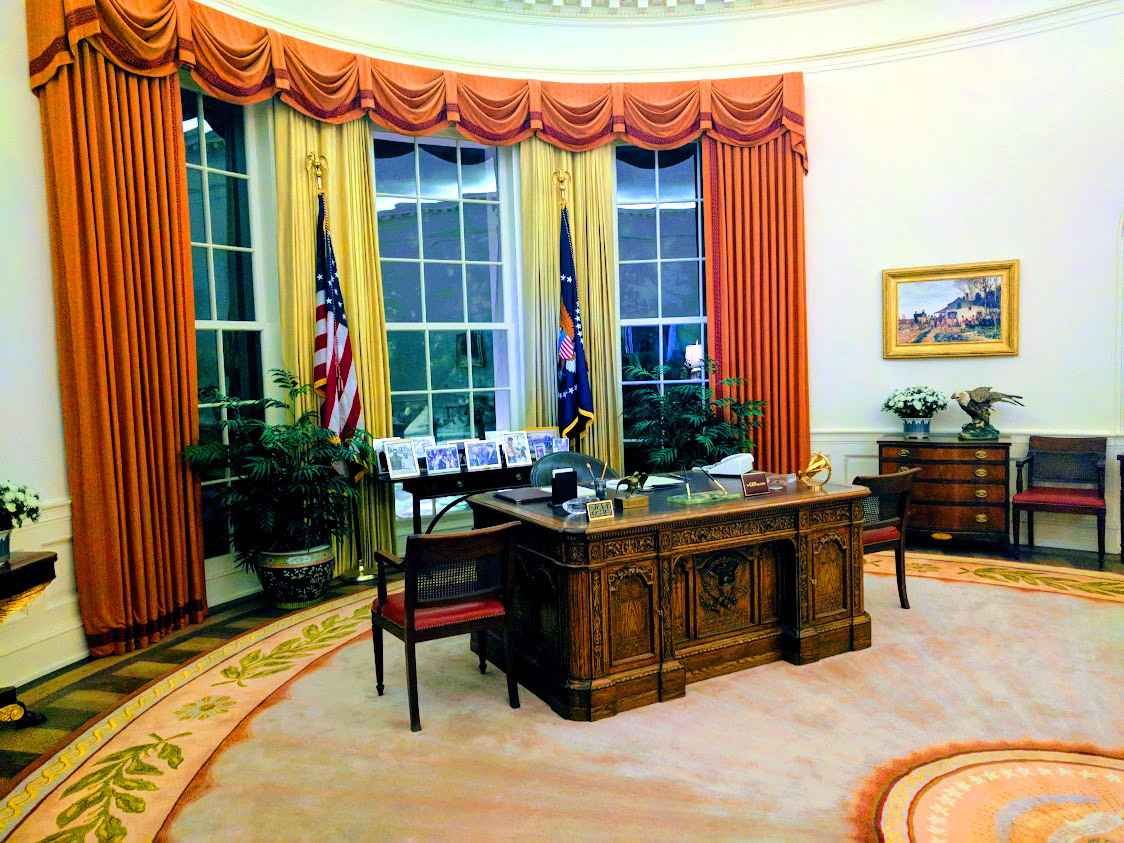 Reagan Oval Office full-scale White House replica