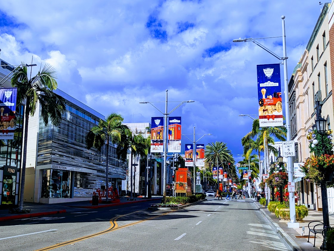 Palm-lined center median of Rodeo Drive in Beverly Hills